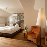 Photo of double room with bath tube, WC | © Hotel Allmer