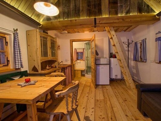 Almhütte_Panoramablick_Innenbereich | © FriedlKaltenegger