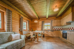 Jägerin Küche Wohnbereich