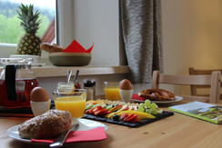 ALPartement Trinker - Frühstückstisch