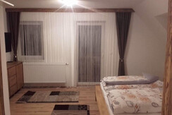 Bett 1 Doppelzimmer GH Strutz