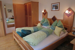 Dreibettzimmer