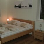 Photo of Double room, shower, toilet, 1 bed room