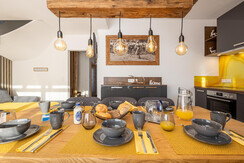 Alpenlodge, Bad Mitterndorf, Esstisch