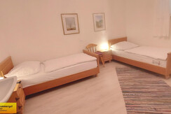Schlafzimmer 2 Einzelbetten