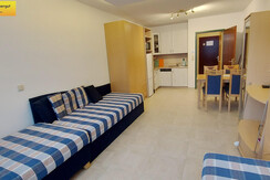 Wohn-Schlafraum Essbereich Schlafcouches Küche