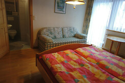 AppMoosbrugger_Schlafzimmer2