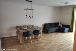 Wohn- und Essbereich