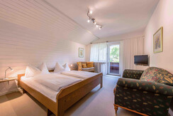 Wurzer Top 1 - Schlafzimmer mit Balkon