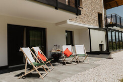 Terrasse 4 Liegestühle