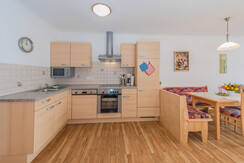 Küche mit Essbereich