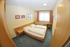 Bergappartement - Schlafzimmer 2 - Beispiel