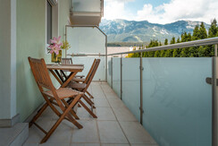 Top 6 - East-side balcony with dream-views