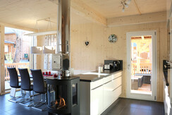 Küche und Essbereich