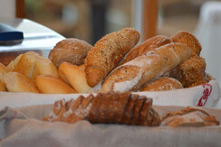 Auszeithof Weingut Pronegg Gebäck