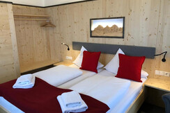 Doppelzimmer "Dachstein" mit oder ohne Balkon