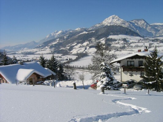 1-Hausansicht-Biobauernhof-Greiml-im-Naturpark-Söl