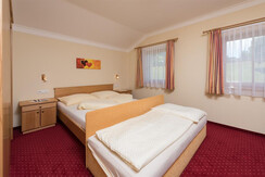 Zimmer Enns Bild 3 (3er-Belegung)