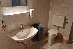 Doppelzimmer Bad GH Borkenkäfer