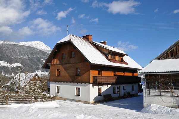 Bröcklhof Pretscherer Hausfoto Winter