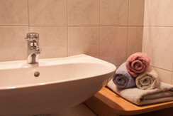 Bröcklhof - Ferienhaus Johann - Waschbecken