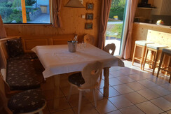 20181019_102959 2018 Eckbank neu2 PRÄSE