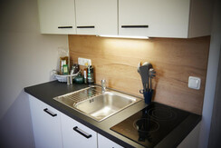 Claus Resch Appartments Küchenblock