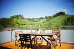 Claus Resch Appartments Terrasse mit Ausblick