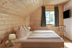 DorfinderStadt-Appartement-Dachstein-Schlafzimmer-
