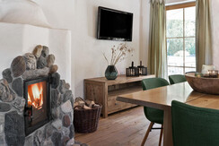 DorfinderStadt-Chalet-Teichblick-Winter