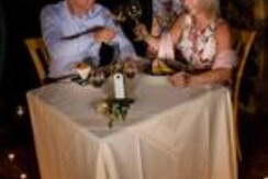 Dinner im Weinkeller (1) (Groß)