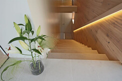 Stiege in das Untergeschoss