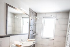 shooting-star.at-2706