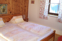 HR Nr 2 Schlafzimmer