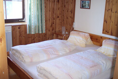 HR Nr 5 Schlafzimmer 1