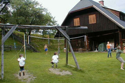 Zirbenhaus Spielplatz