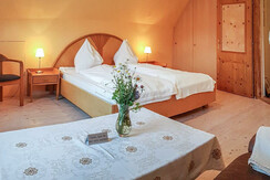 Doppelzimmer mit Zusatzbett