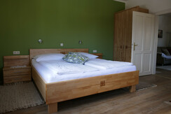 Double room on the ground floor + sofa bed