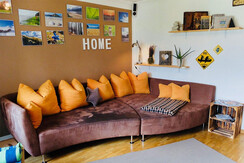 Ferienhaus Kramasuri - Wohnzimmercouch