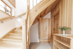 Der Stiegenaufgang zur Lärche