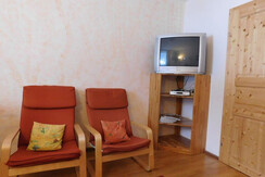 e60e5a_AT-UAB6-14-04-03_92c2dea9f6fe4de14b1db6bb1f