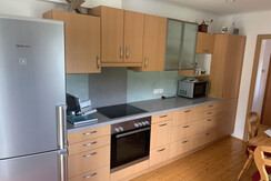 Voll ausgestattete Wohnküche