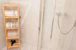 Ferienwohnung Pronegg-Krainz Weintraube Dusche