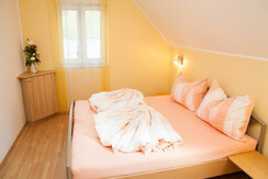 Ferienwohnung Pronegg-Krainz Kastanie Doppelbett