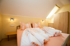 Ferienwohnung Pronegg-Krainz Kastanie Schlafbereic