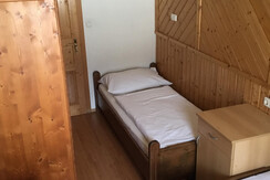 866F7AB7-EB0F-49D8-A40A-A97175DADF4C