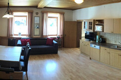 023249E9-C16A-4378-8F22-B632675E7132