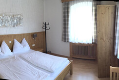 8A063ECC-F6C9-4645-BF47-7D54570FF5A3