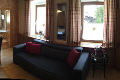 19413D69-086E-4618-A64D-6D74B992A8EA