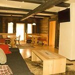 Photo of apartment/4 + more bedrooms/bathtub,WC
